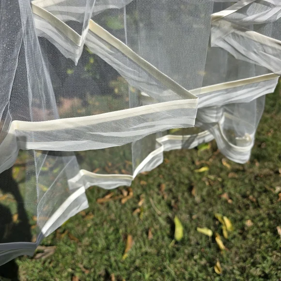 Peter Langner Cream Wedding Dress - Picture 4 of 6